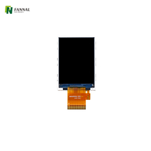 Display TFT da 2,4 pollici Luminanza 550 Tipi Interfaccia MCU/RGB a 24 bit